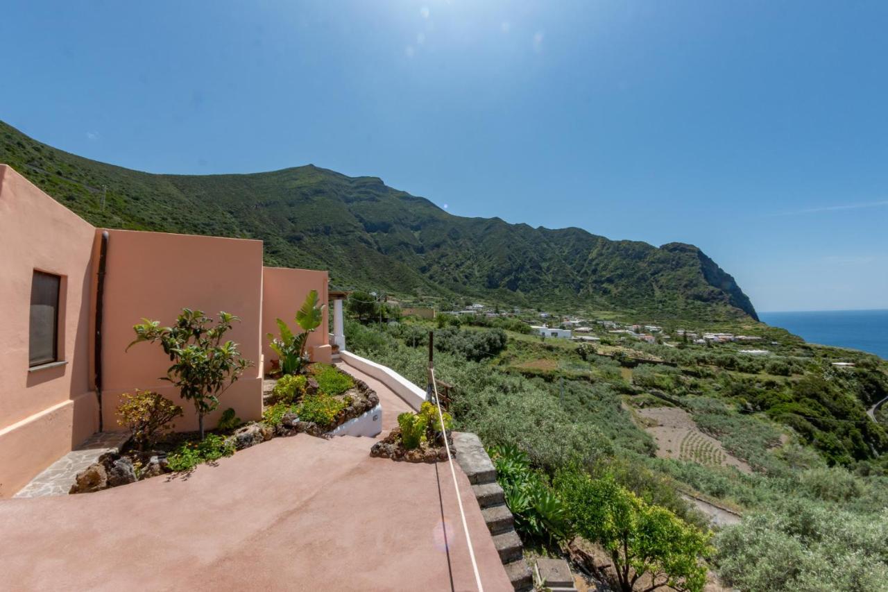 Agriturismo Al Cappero Malfa  Ngoại thất bức ảnh