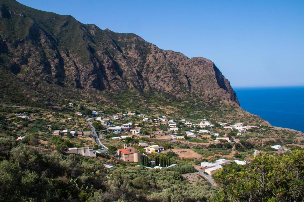 Agriturismo Al Cappero Malfa  Ngoại thất bức ảnh